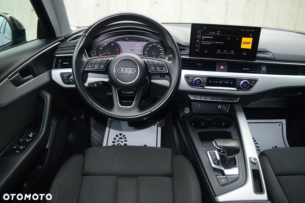 Audi A4 Avant - 14