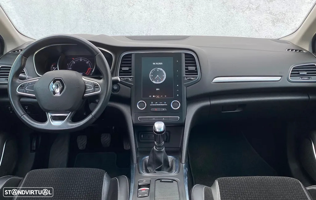 Renault Mégane Grand Coupe 1.5 Blue dCi Executive - 12