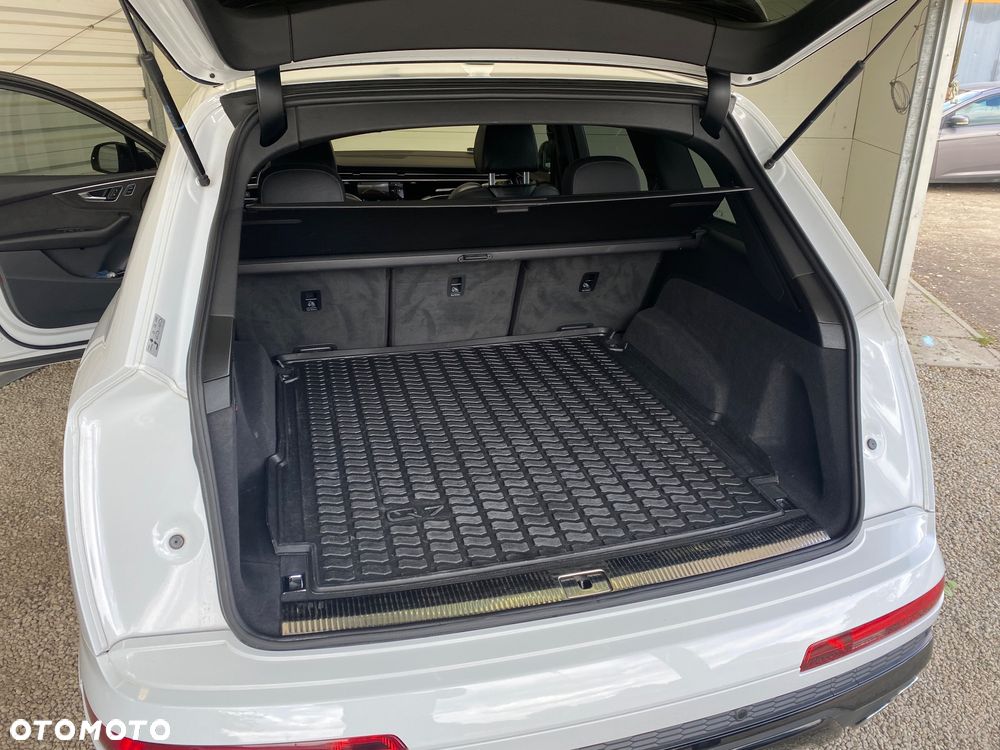 Audi SQ7 TDI Quattro Tiptronic - 11