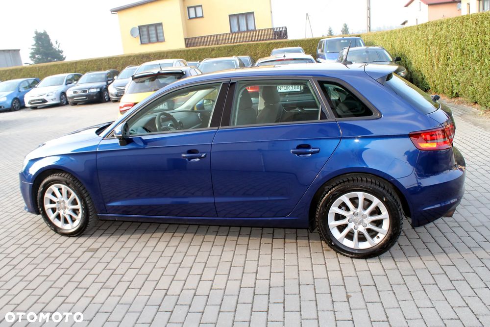 Audi A3 Sportback 1.8 TFSI S tronic Ambiente - 6