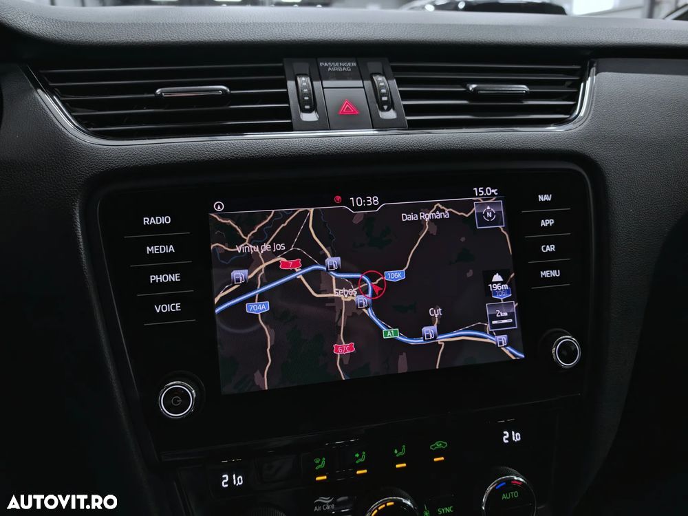 Skoda Octavia 2.0 TDI DSG Edition - 11