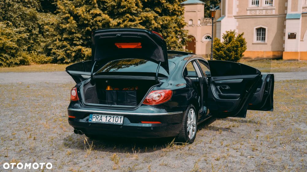 Volkswagen Passat 2.0 TSI Comfortline - 9