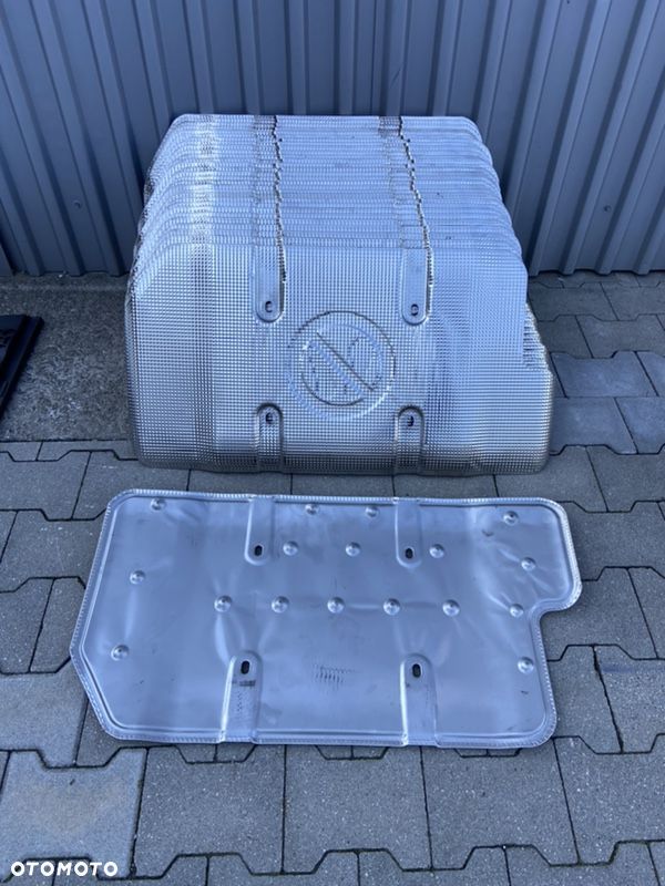 NOWA Osłona katalizatora Iveco Eurocargo euro 6 pokrywa - 1