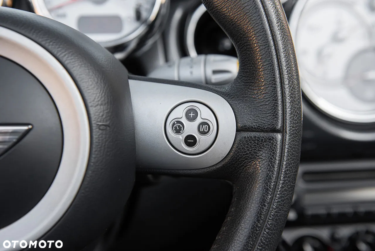 MINI Cooper Standard - 15