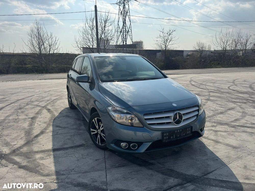 Mercedes-Benz B 180 - 6