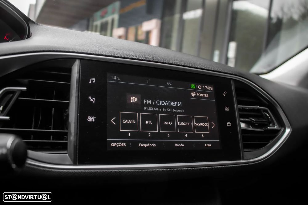 Peugeot 308 SW BlueHDi 100 Stop & Start Access - 31