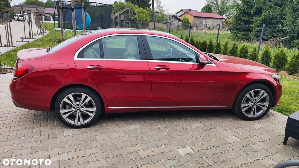 Mercedes-Benz Klasa C 300 4MATIC 9G-TRONIC - 5