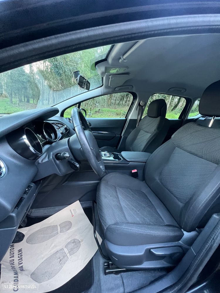 Peugeot 3008 1.6 HDi Allure J18 - 9