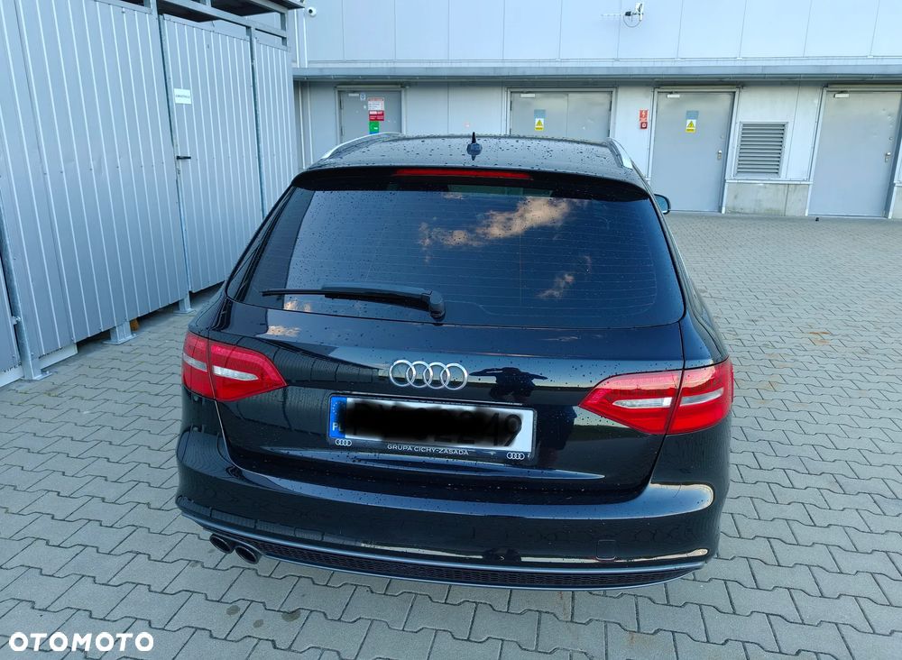 Audi A4 Avant 2.0 TDI DPF S line Sportpaket - 18
