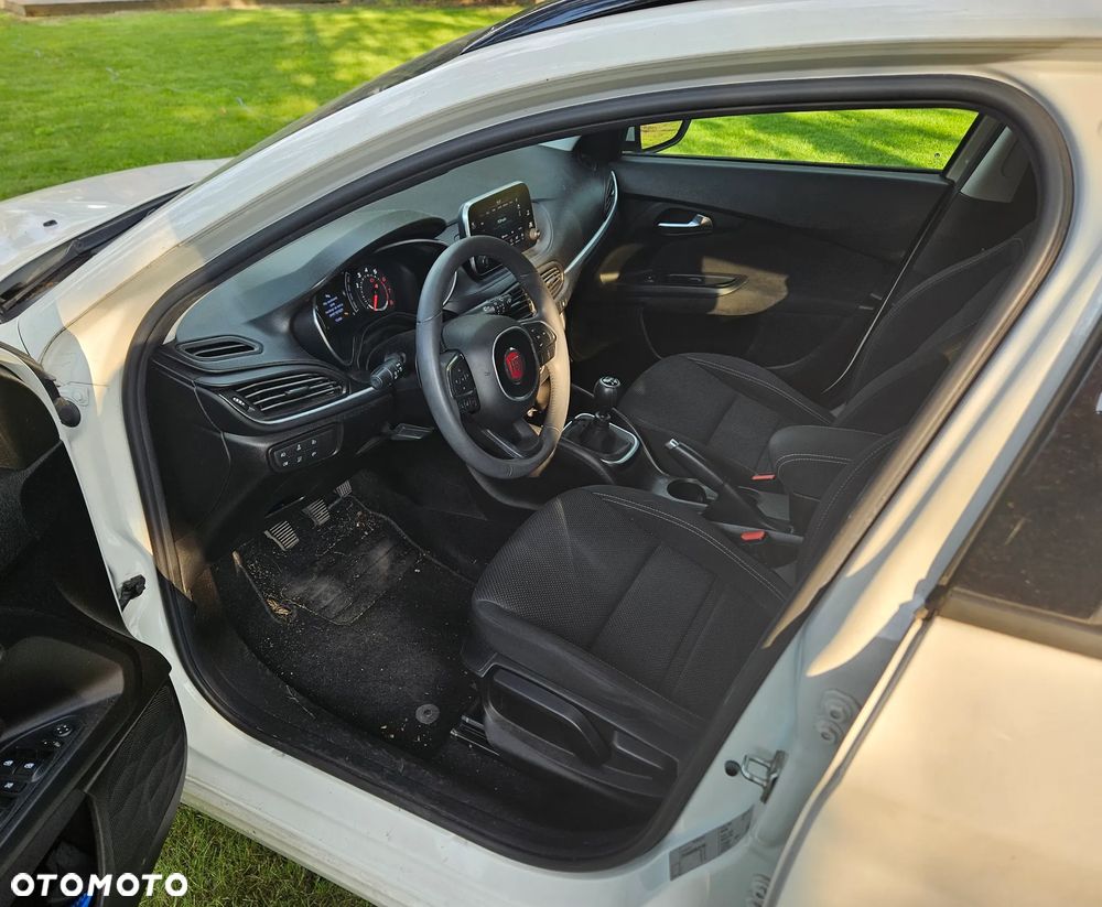 Fiat Tipo 1.4 T-Jet 16v Lounge - 5