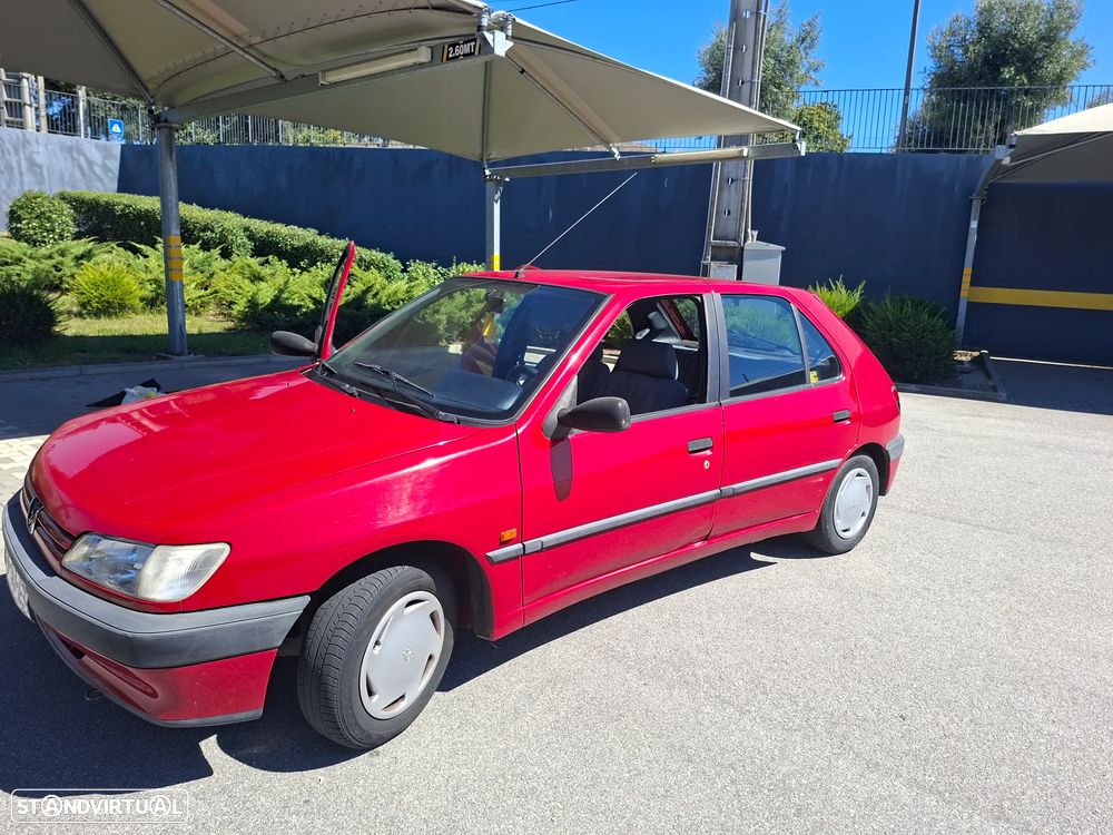 Peugeot 306