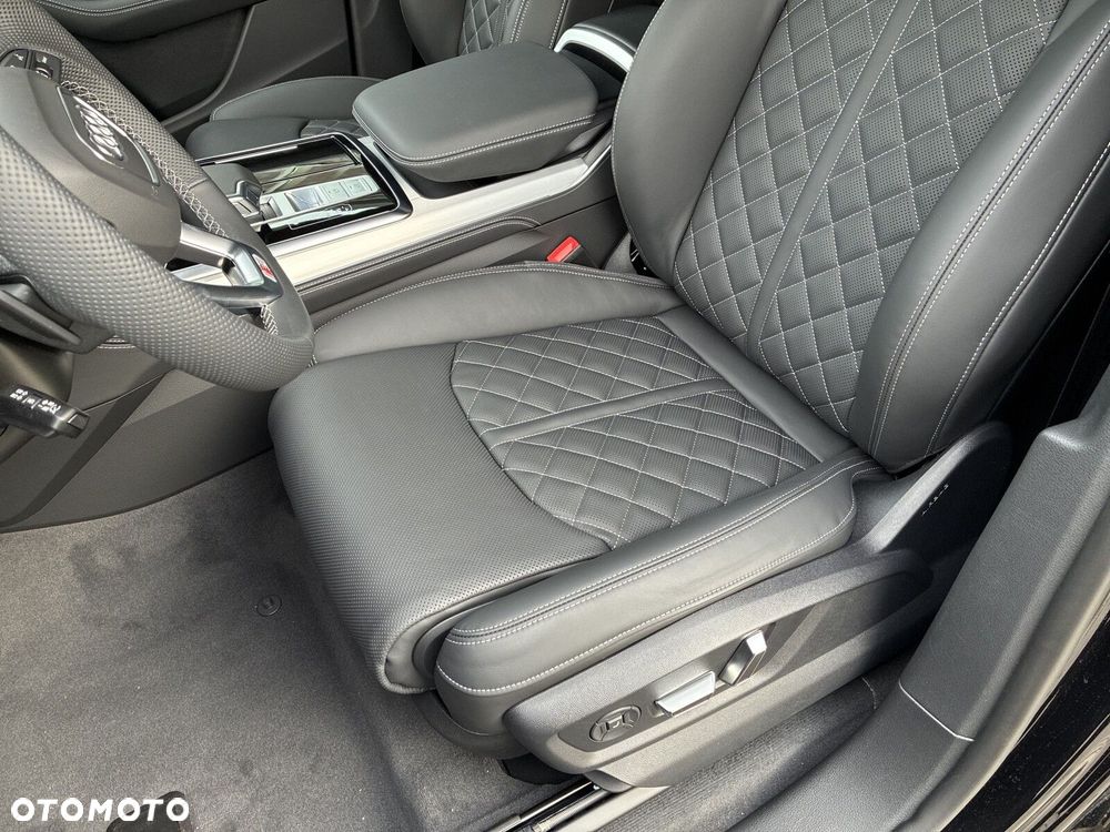 Audi Q8 - 13