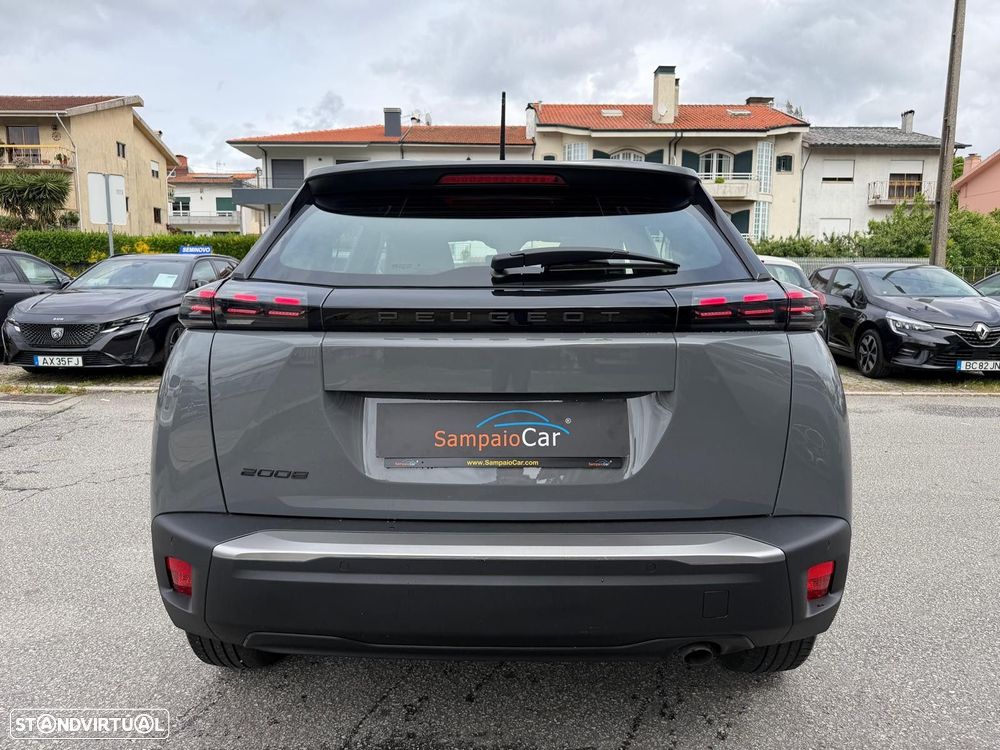 Peugeot 2008 1.2 PureTech Active - 13