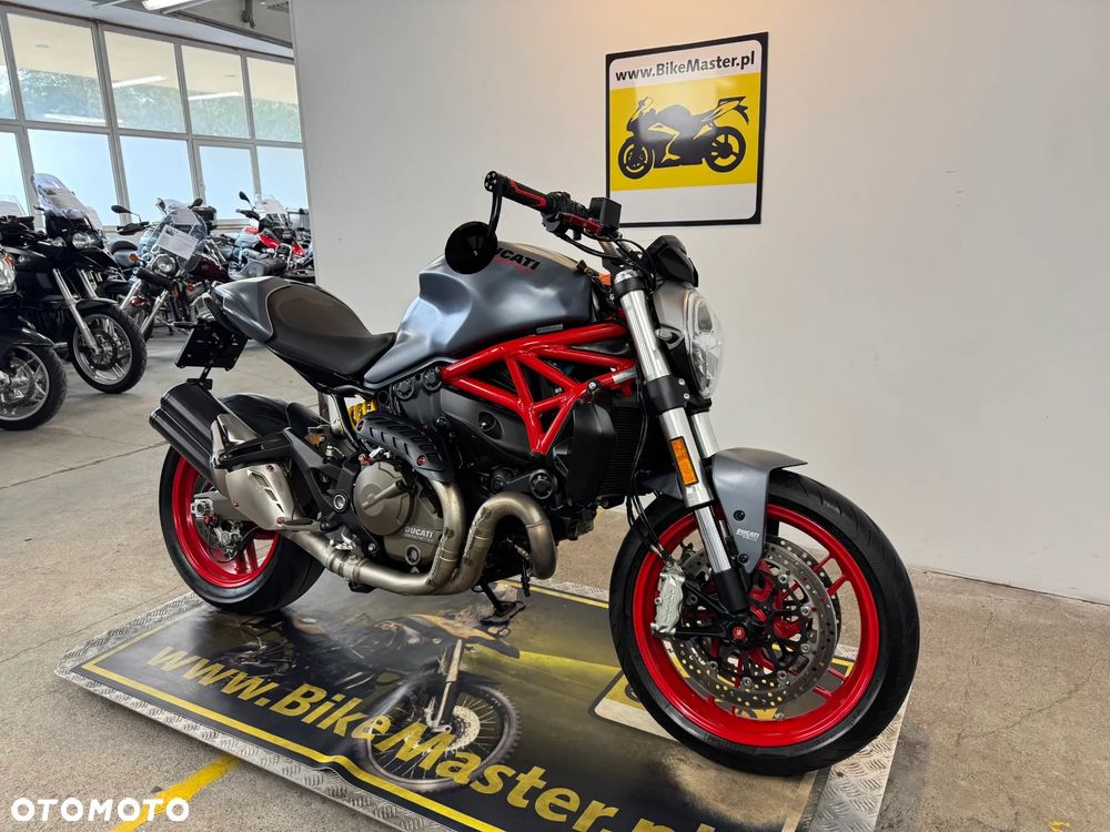 Ducati Monster - 3