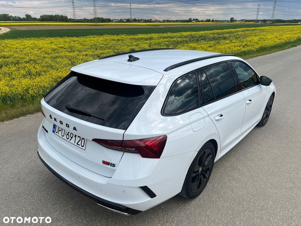 Skoda Octavia 2.0 TDI RS DSG - 9