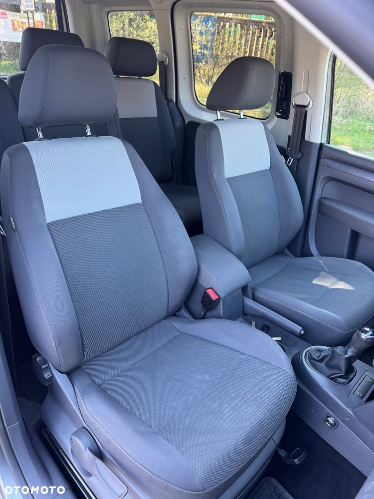 Volkswagen Caddy Comfortline - 28