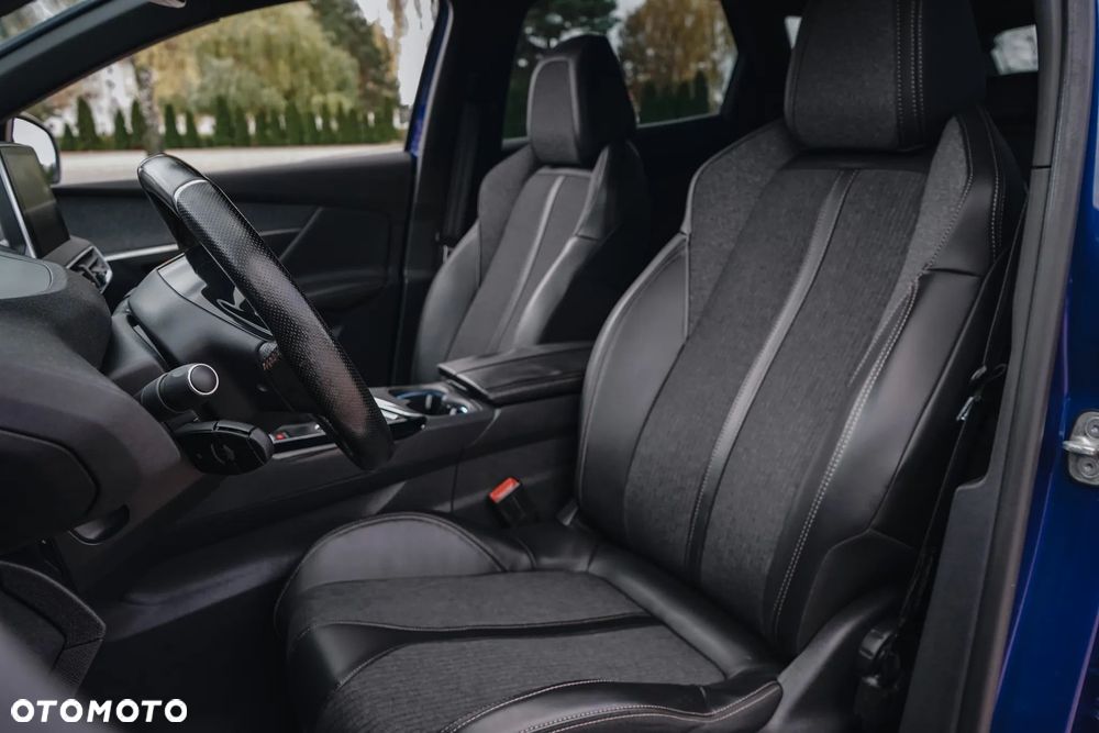 Peugeot 3008 1.2 PureTech GT S&S - 23