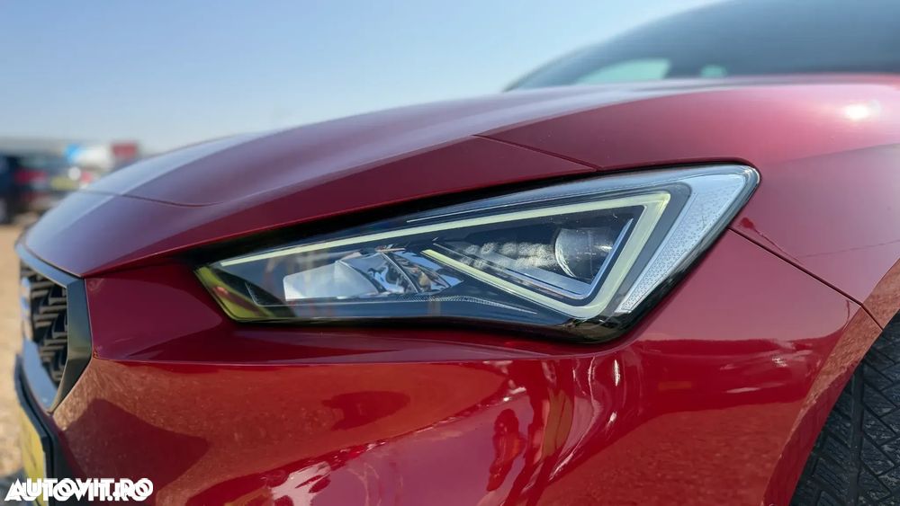 Seat Leon 1.5 eTSI OPF DSG FR Black Edition - 5