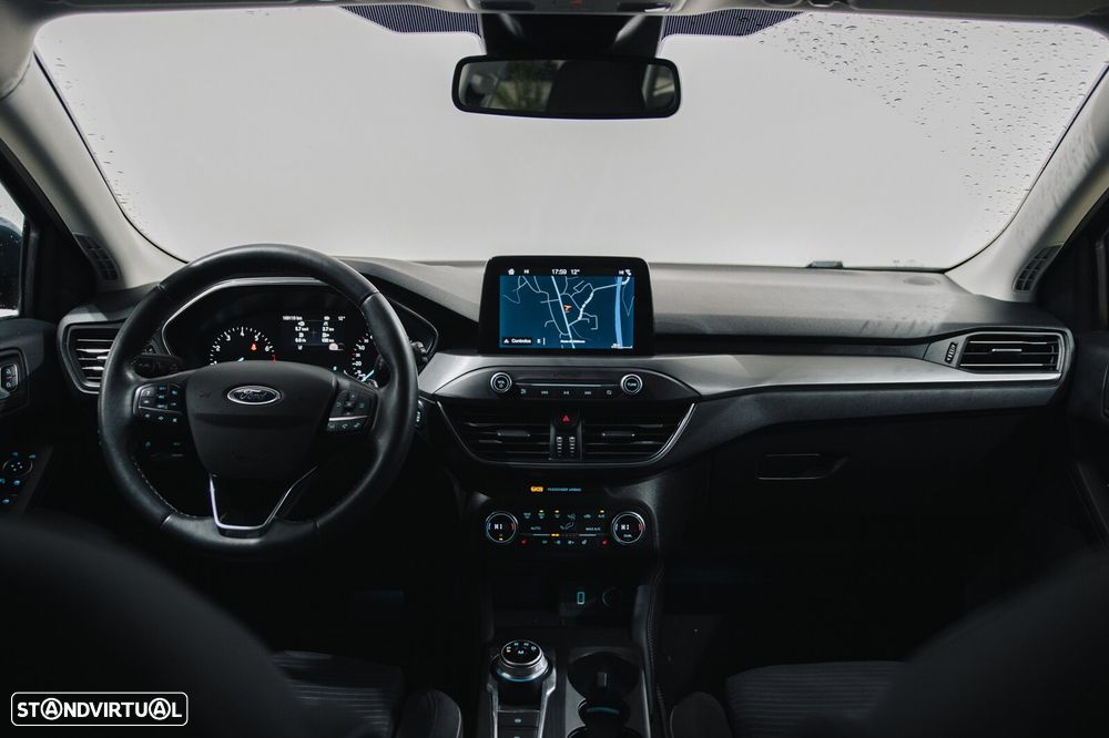 Ford Focus 1.0 EcoBoost S&S Aut. Business Edition - 13