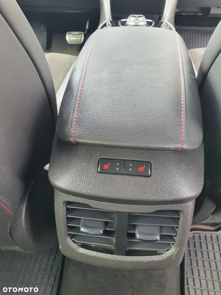 Ford Mondeo 2.0 EcoBlue ST-Line - 25