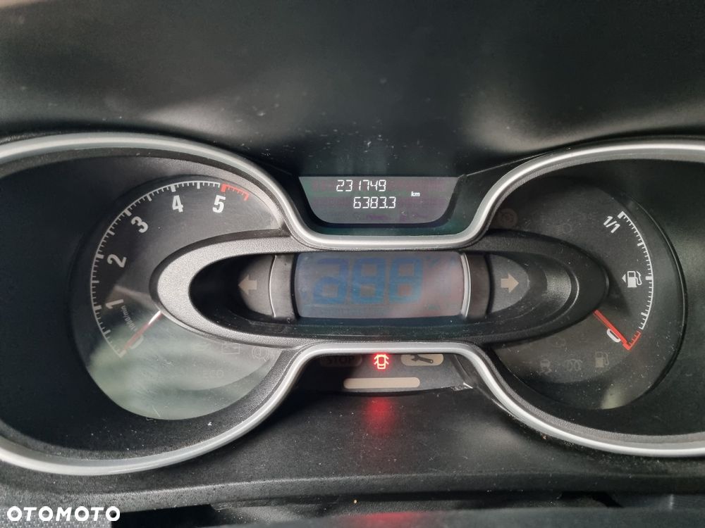 Opel Vivaro - 9