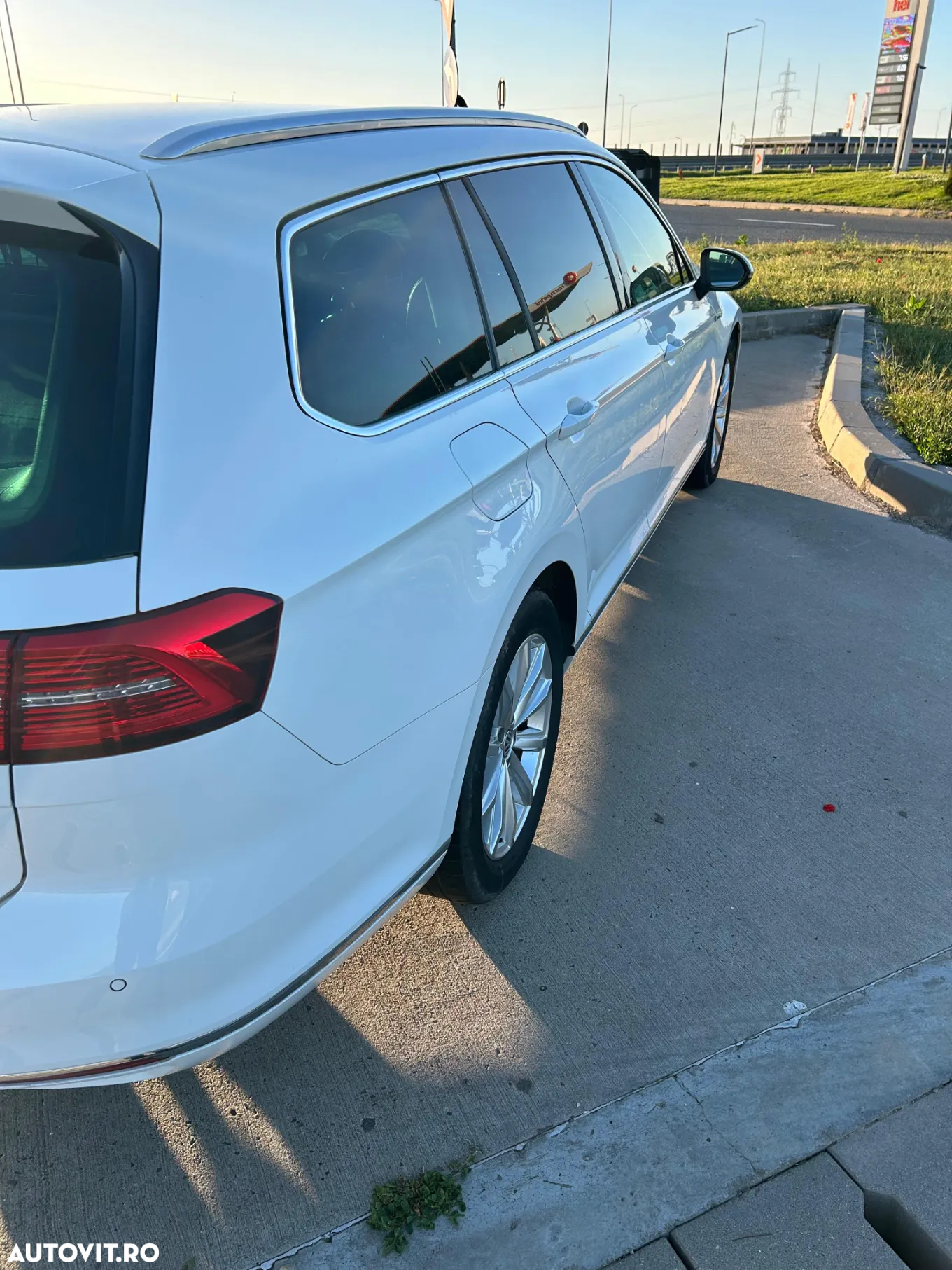 Volkswagen Passat Variant 2.0 TDI Highline - 5