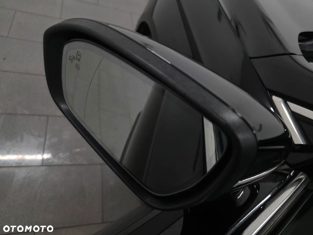 Ford Mondeo 2.0 TDCi Titanium PowerShift - 26
