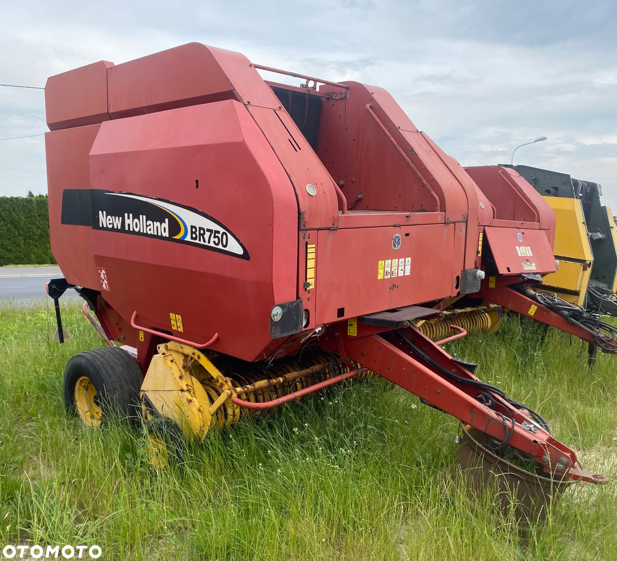 New Holland BR750 - 4