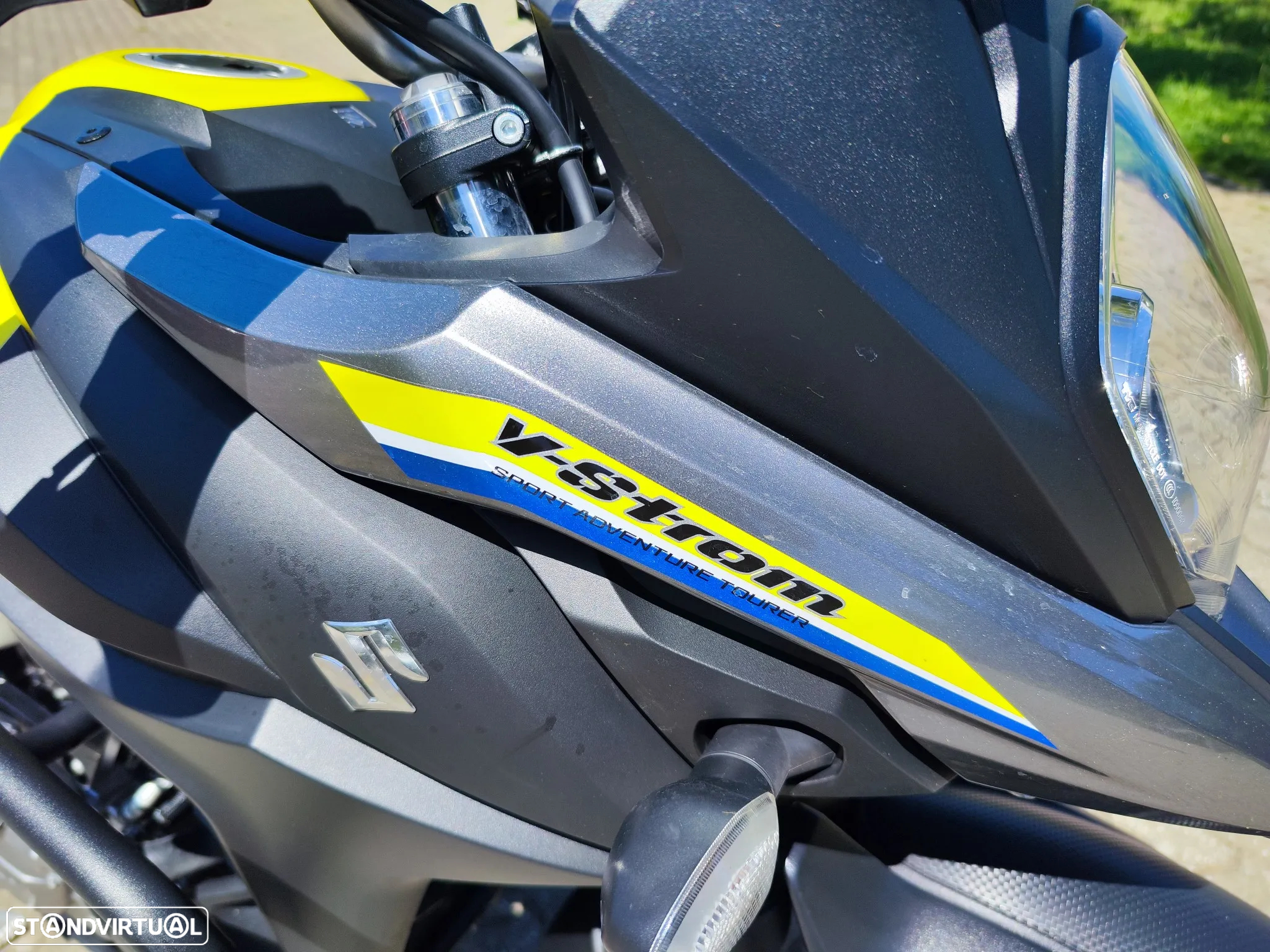 Suzuki DL V Strom 650 - 12