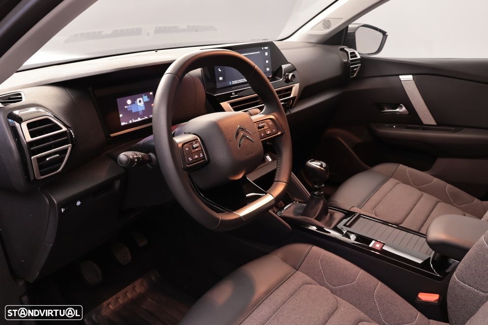 Citroën C4 1.2 PureTech Plus - 23