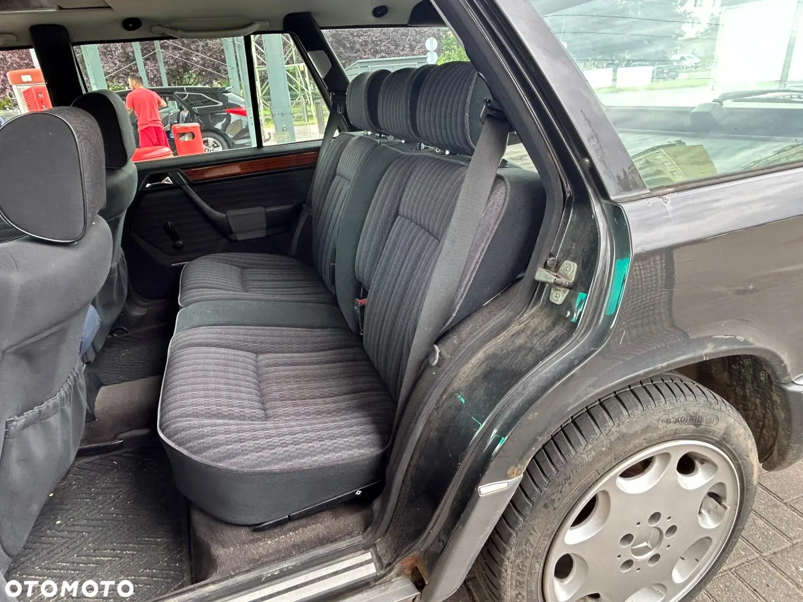 Mercedes-Benz W124 (1984-1993) - 19