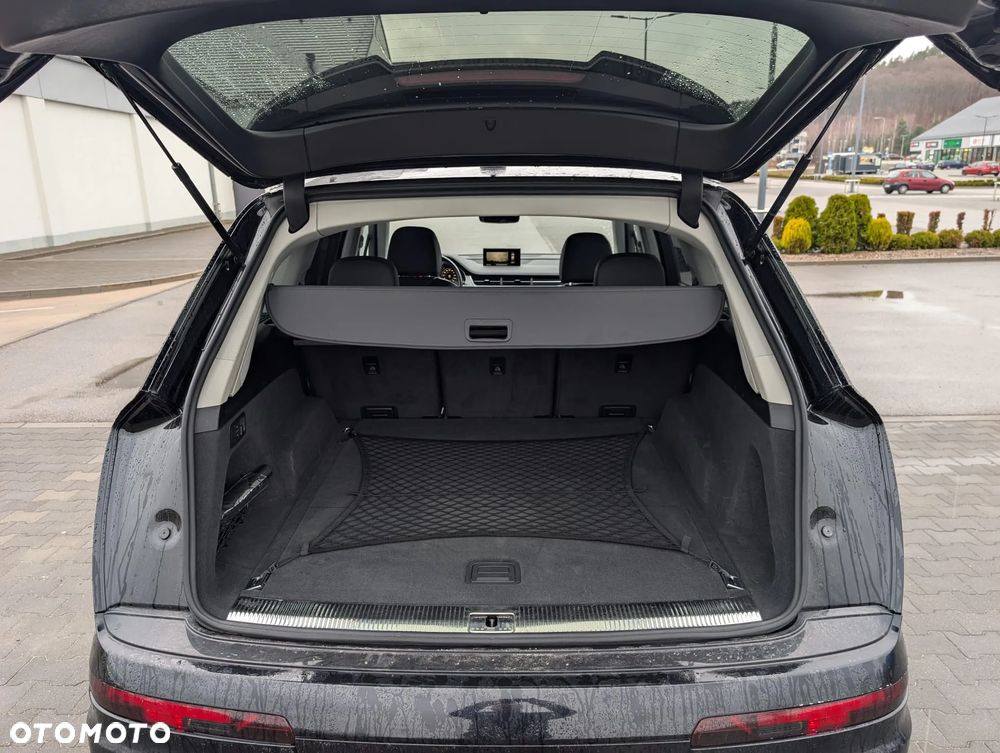 Audi Q7 3.0 TFSI Quattro Tiptronic - 15