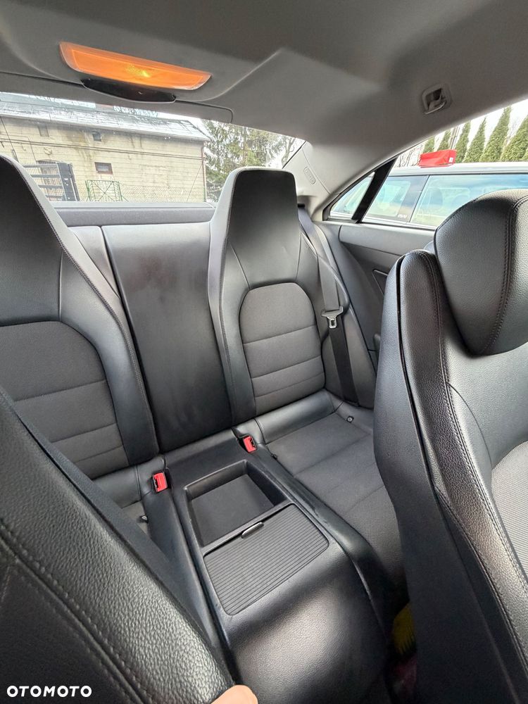 Mercedes-Benz Klasa E - 26