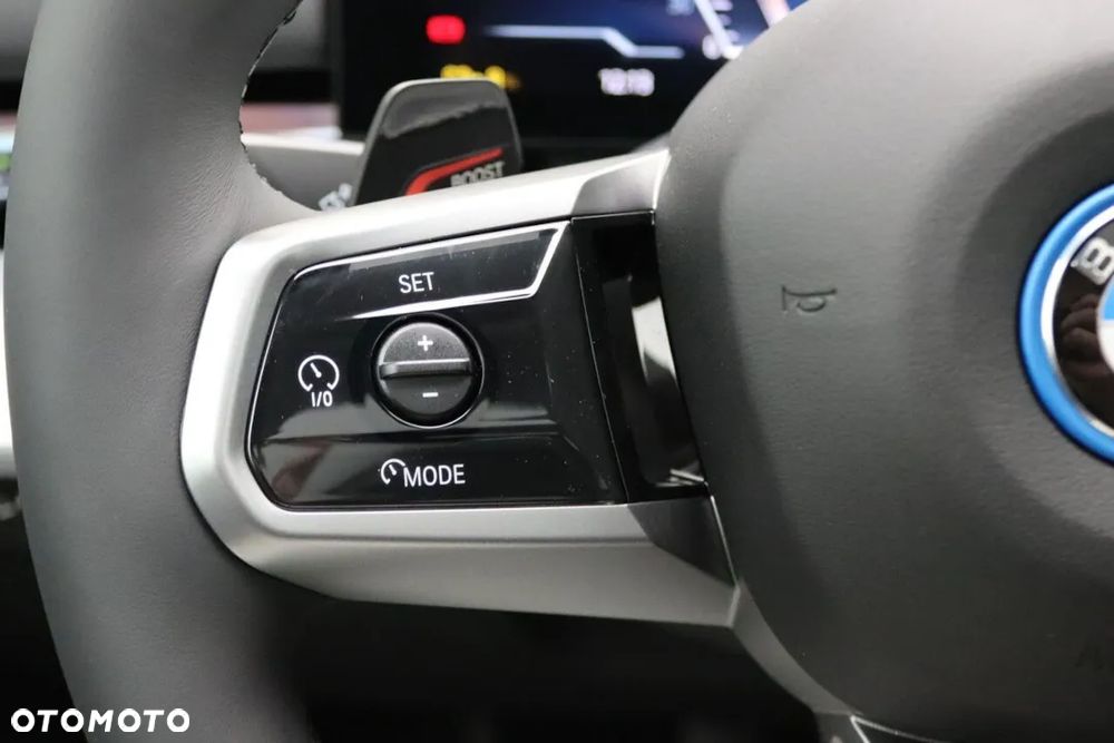BMW i5 83.9kWh xDrive40 M Sport - 17