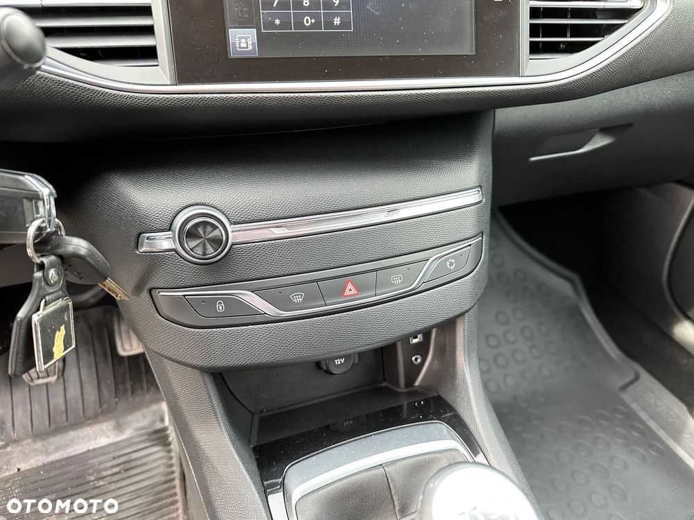 Peugeot 308 - 14