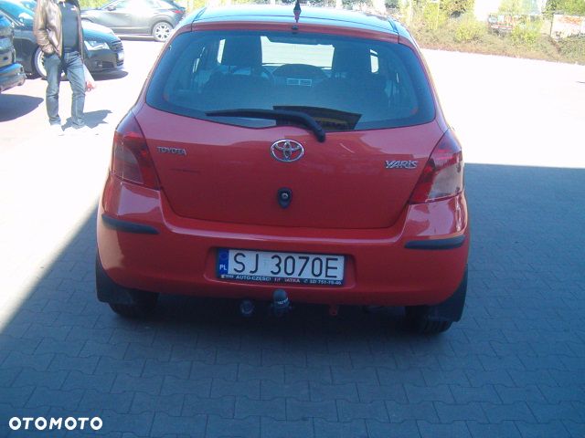 Toyota Yaris - 2