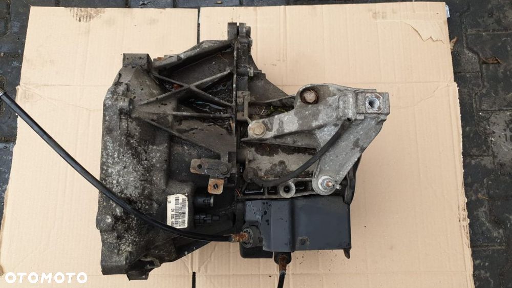 SKRZYNIA 1.8 16V FORD FOCUS C-MAX   !!!