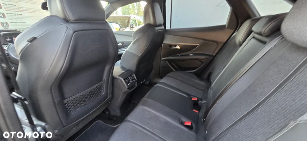 Peugeot 3008 1.5 BlueHDi GT Pack S&S EAT8 - 35