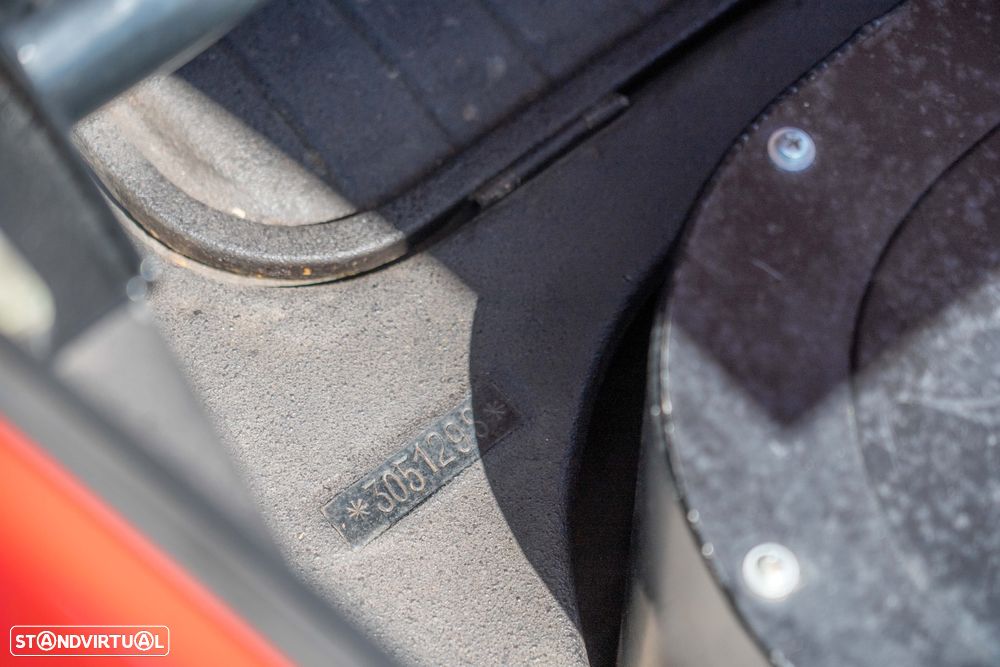 Porsche 911 Série F - 18