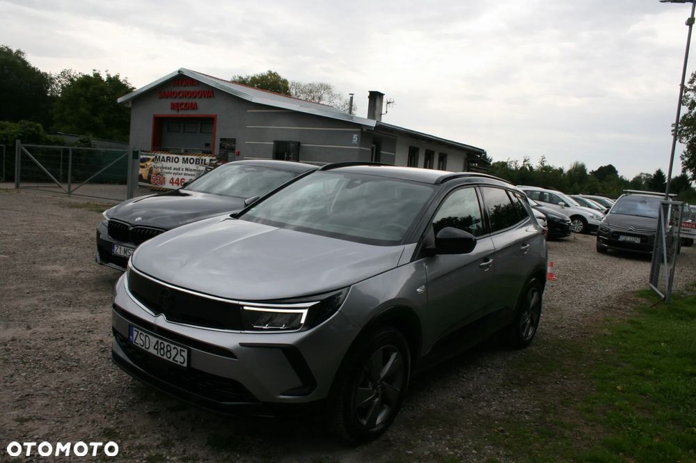 Opel Grandland X 1.2 Start/Stop Automatik Ultimate - 3