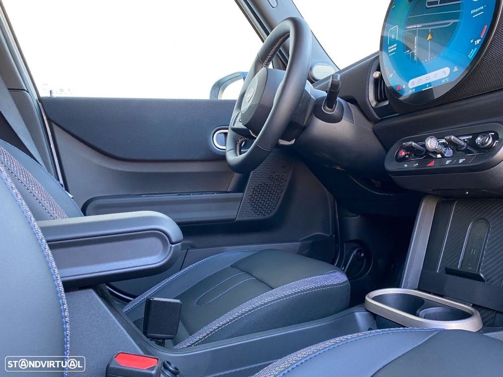 MINI 5 Portas Cooper Classic Auto - 14