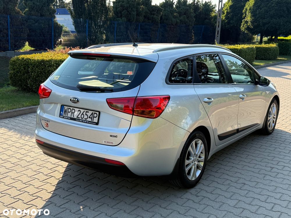 Kia Ceed 1.6 CRDi M - 11