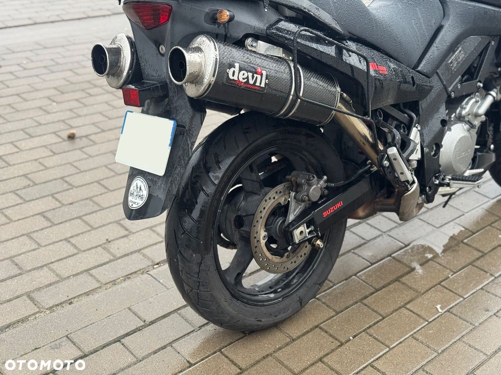 Suzuki DL - 8