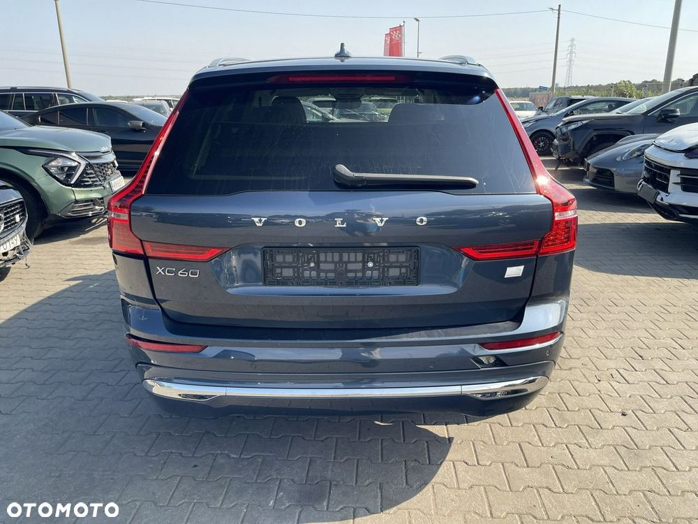 Volvo XC 60 T6 Plug-In Hybrid AWD Inscription - 6