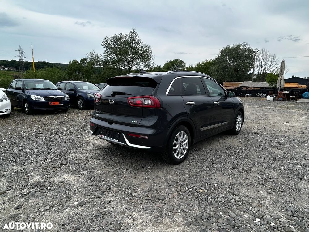 Kia Niro 1.6 GDI PHEV 2WD Aut. Edition 7 - 6