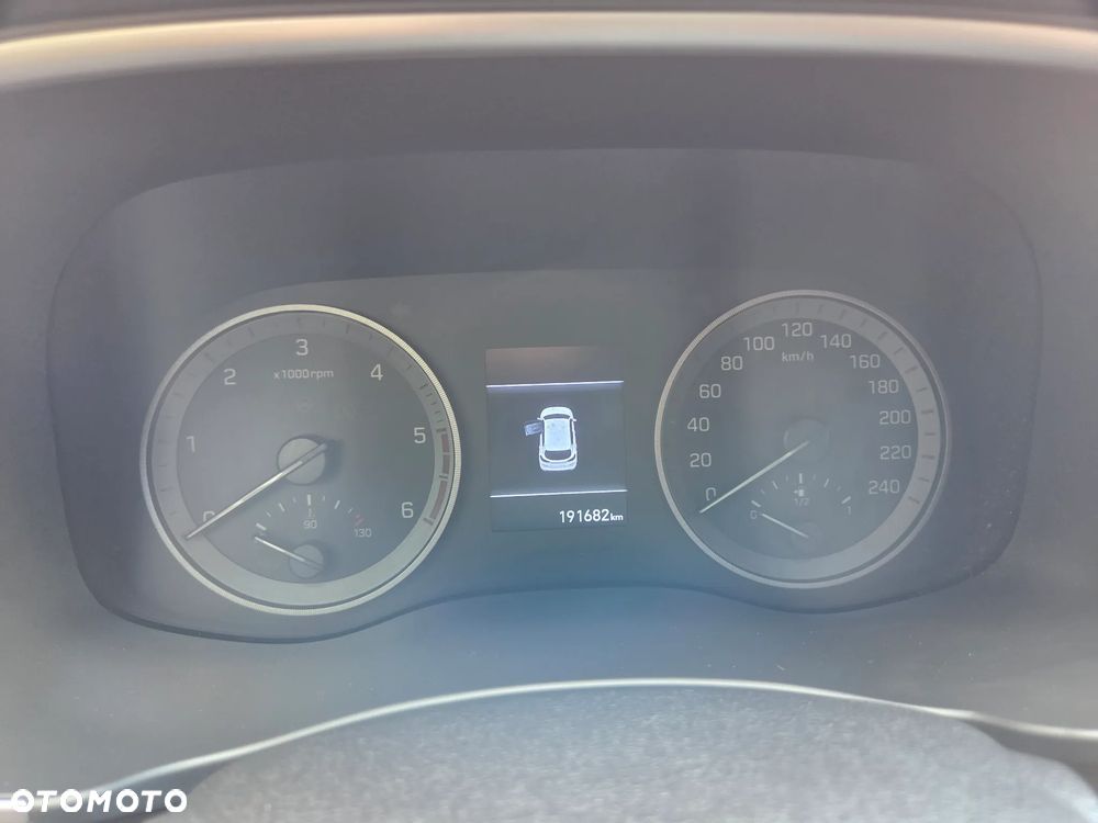 Hyundai Tucson blue 1.6 CRDi 2WD DCT Advantage+ - 25