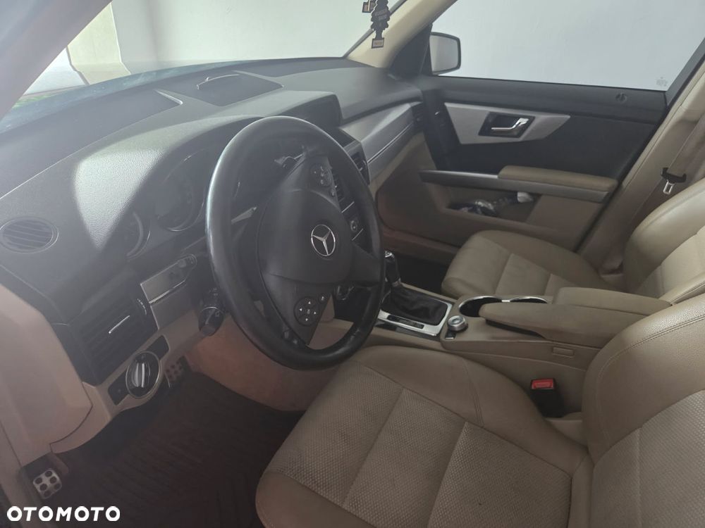 Mercedes-Benz GLK 220 CDI (BlueEFFICIENCY) 7G-TRONIC - 5