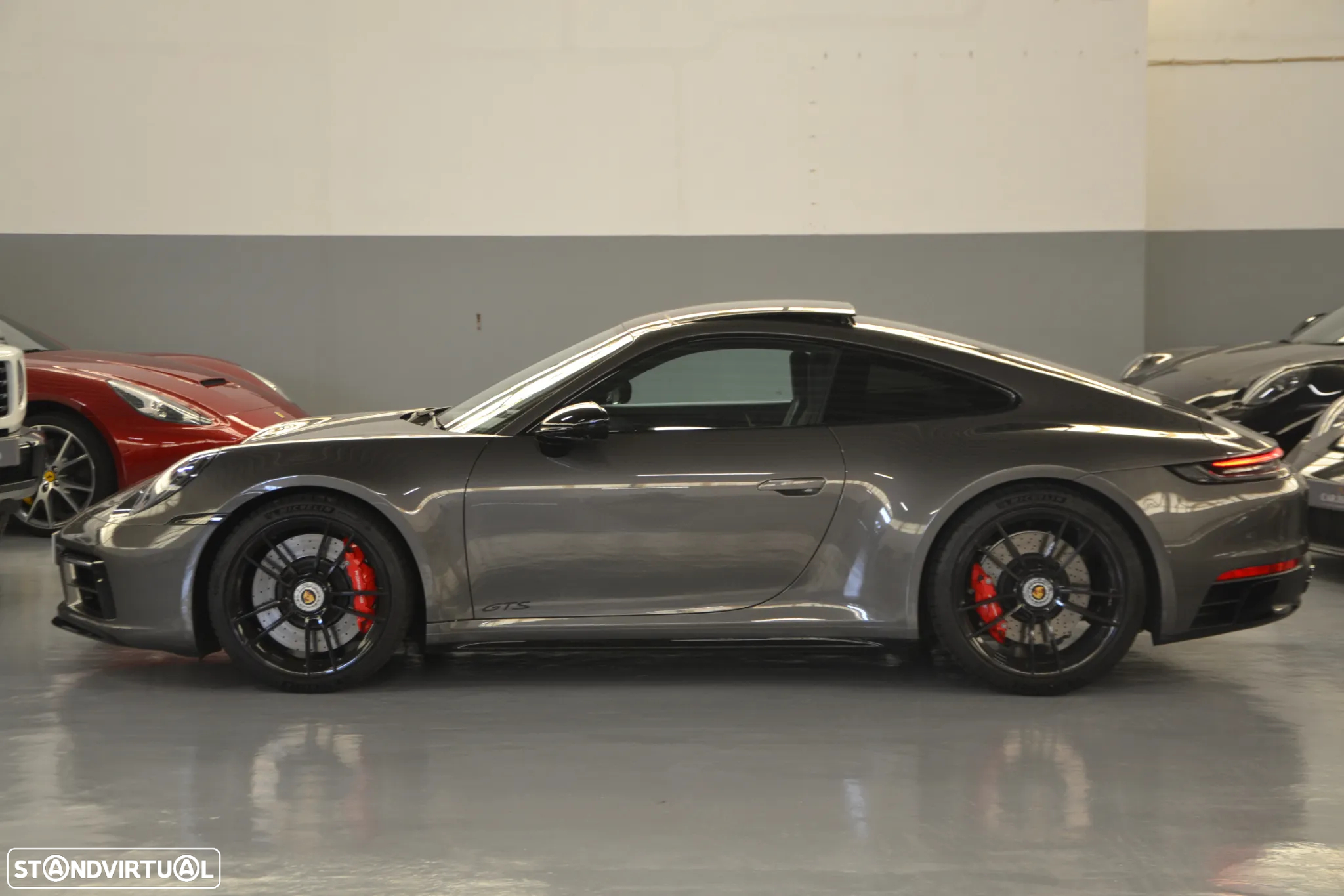 Porsche 911 (992) Carrera 4 GTS PDK - 4