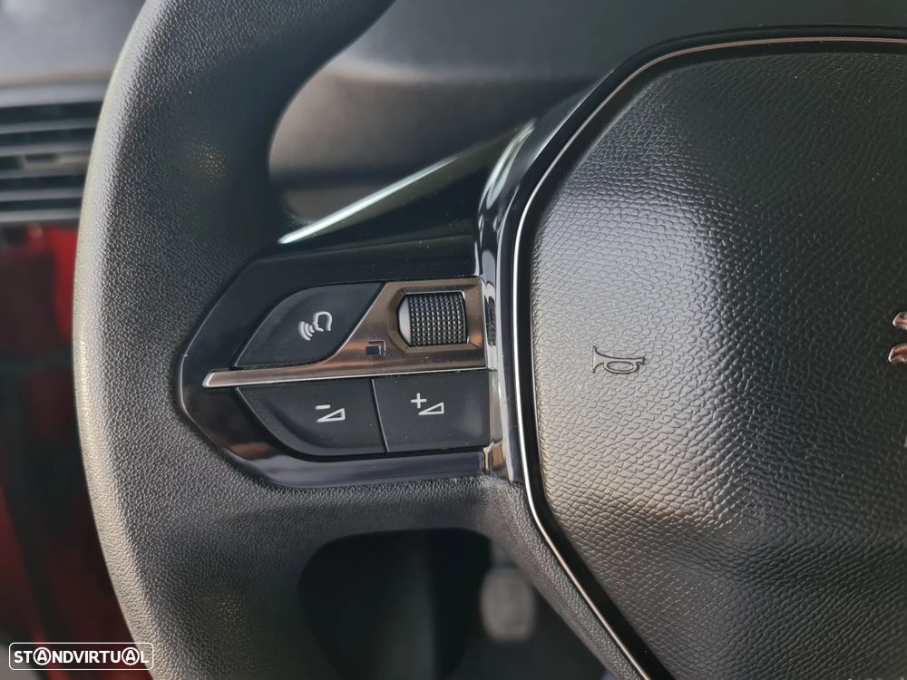 Peugeot Partner Asphalt 1.6 HDi 100cv Câmara CarPlay IVA Dedutível - 34