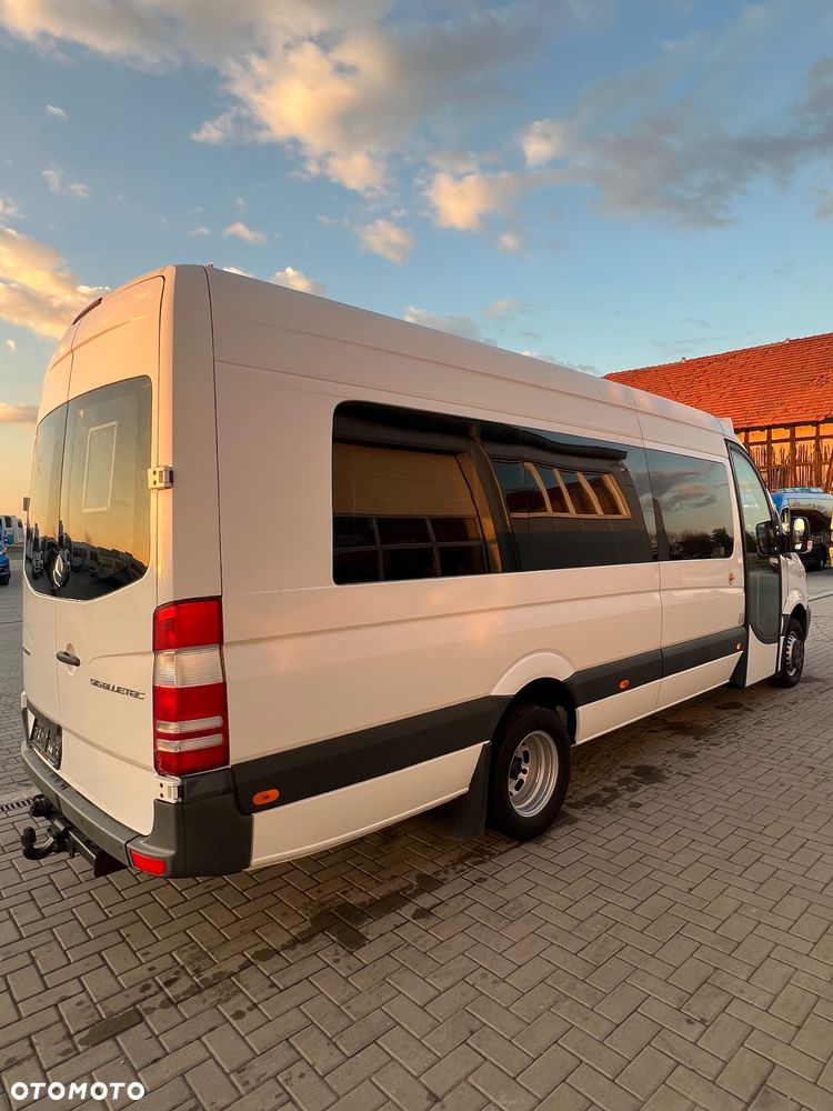 Mercedes-Benz 516 - 4